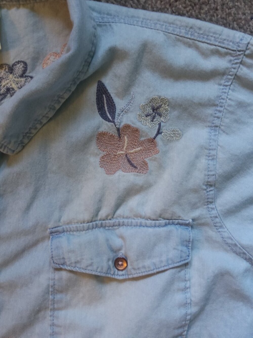 EMBROIDERED LIGHT BLUE DENIM JEAN SHIRT